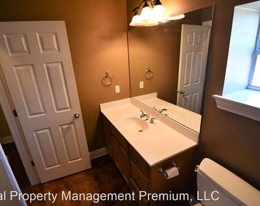 17139 Chenier Dr A Unit A - Photo Thumbnail 23