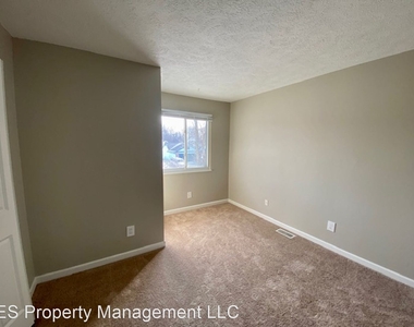 5242 Shefford Ct. - Photo Thumbnail 24