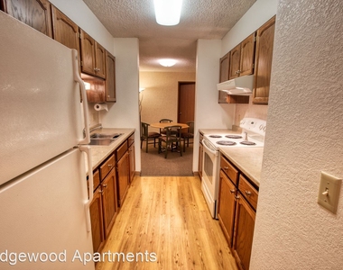 405 Wedgewood Dr. Unit 25-36 - Photo Thumbnail 8