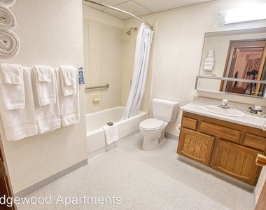 405 Wedgewood Dr. Unit 25-36 - Photo Thumbnail 2