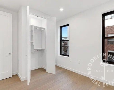 19 Wyckoff Street - Photo Thumbnail 7