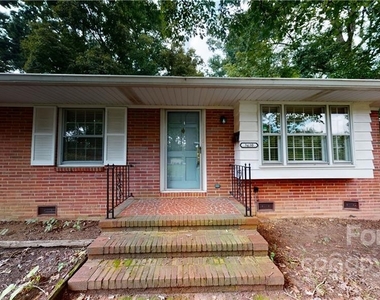 3630 Moultrie Street - Photo Thumbnail 2