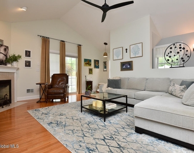 326 Ballston Avenue - Photo Thumbnail 5