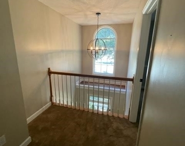 213 Pheasant Ridge - Photo Thumbnail 12