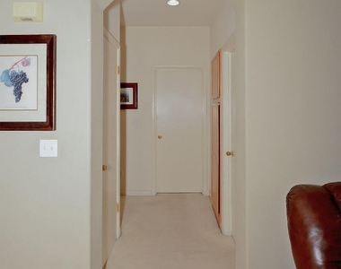 842 Basking Ln - Photo Thumbnail 11