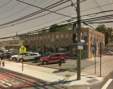 1756 Hylan Boulevard - Photo Thumbnail 0