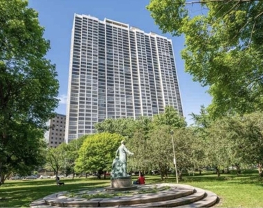 2800 N Lake Shore Drive - Photo Thumbnail 0