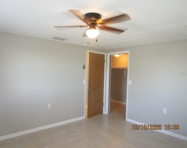 1110 Grand Boulevard - Photo Thumbnail 10