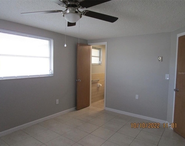 1110 Grand Boulevard - Photo Thumbnail 17