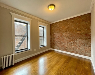 338 East 100th Street - Photo Thumbnail 8