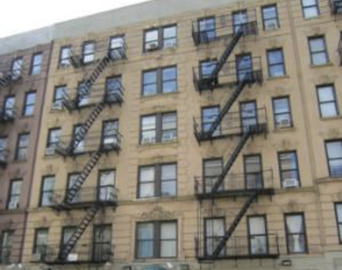 338 East 100th Street - Photo Thumbnail 4