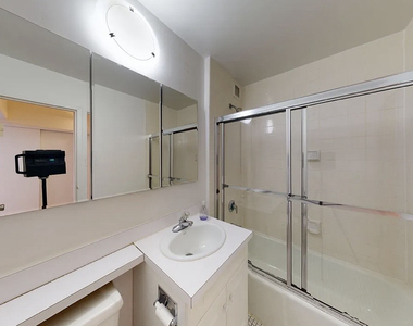 1 Astor Place - Photo Thumbnail 4