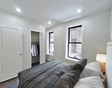 328 East 78th Street - Photo Thumbnail 3