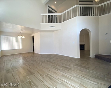 9312 Magic Flower Avenue - Photo Thumbnail 5