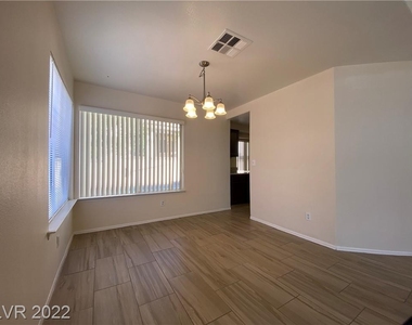 9312 Magic Flower Avenue - Photo Thumbnail 7