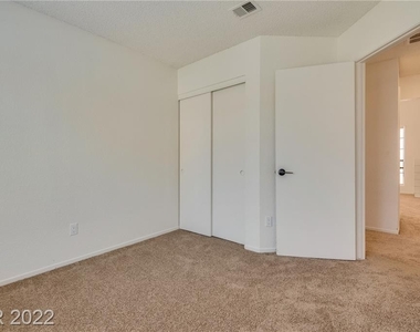 5209 Tamanar Drive - Photo Thumbnail 21