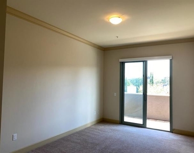 520 N Santa Cruz Ave 200 - Photo Thumbnail 6