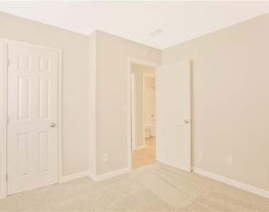 6423 Van Eyck Way - Photo Thumbnail 22