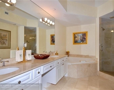 3200 N Ocean Blvd - Photo Thumbnail 21