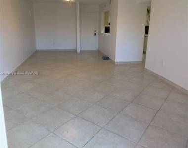 9686 Fontainebleau Blvd - Photo Thumbnail 15