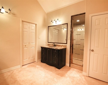 1404 Teaberry Court - Photo Thumbnail 23