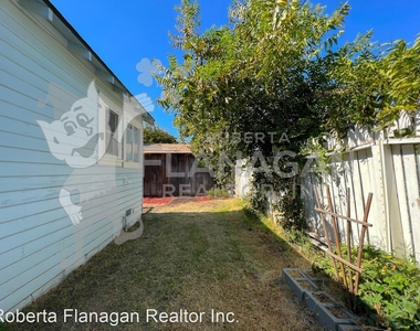 2619 K Street - Photo Thumbnail 25