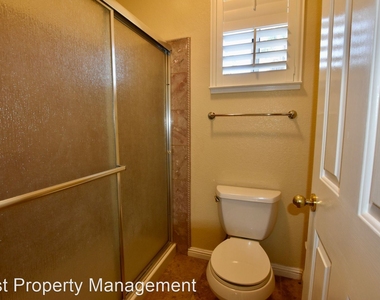 5410 Lakespring Dr - Photo Thumbnail 7