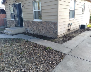 1404-1406 E Fountain Way - Photo Thumbnail 0