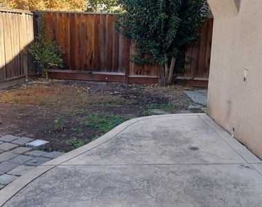 16774 San Luis Way - Photo Thumbnail 19