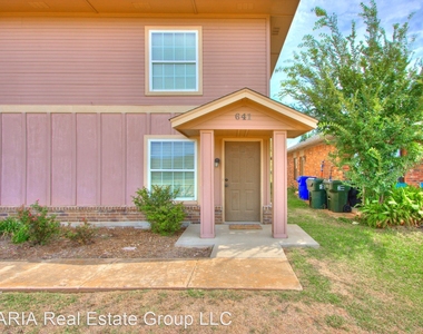 639-641 Welston Cr. - Photo Thumbnail 4