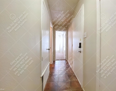 4709 Misty Slope Ln - Photo Thumbnail 0