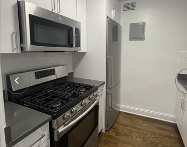 146 East 16th Street - Photo Thumbnail 3