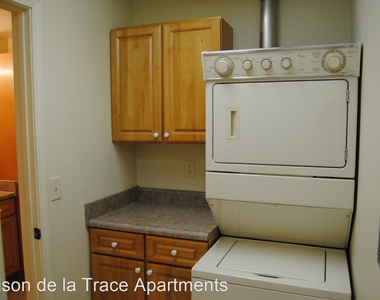 912 W Loire Court - Photo Thumbnail 10