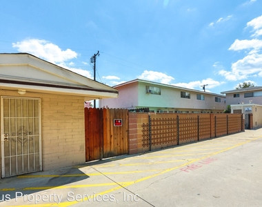 1325 S. Alta Vista Avenue - Photo Thumbnail 14