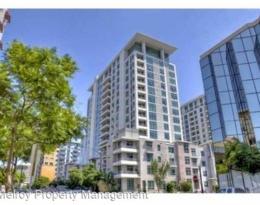 425 W Beech Street, #308 - Photo Thumbnail 0