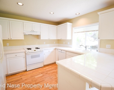 6032 Nw Calypso Terrace - Photo Thumbnail 7