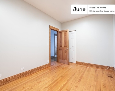 3020 North Sawyer Avenue - Photo Thumbnail 21