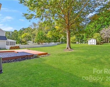 1821 Sugar Hollow Drive - Photo Thumbnail 23