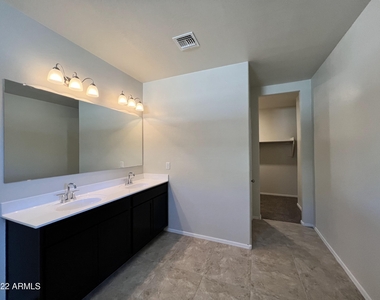 3549 N Cinnabar Place - Photo Thumbnail 6