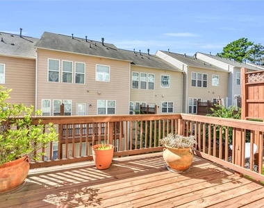 5048 Ridgemont Walk Se - Photo Thumbnail 24