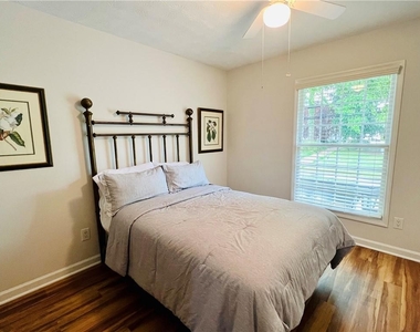 308 Kennesaw Avenue Nw - Photo Thumbnail 10