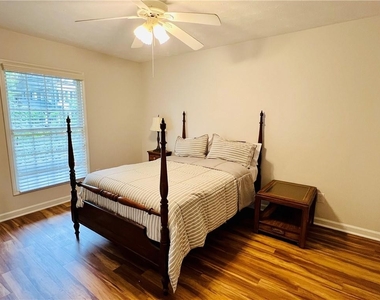 308 Kennesaw Avenue Nw - Photo Thumbnail 11