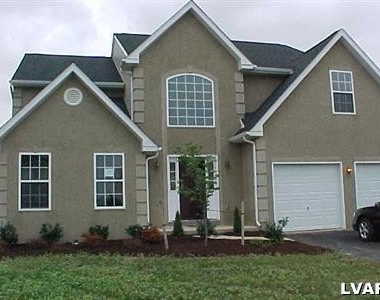 213 Mcnair Circle - Photo Thumbnail 11