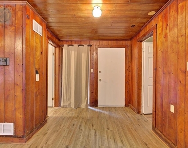 527 E Lemon Avenue - Photo Thumbnail 4