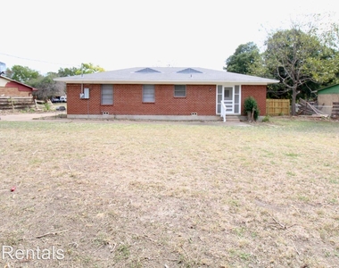 2309 Sunny Lane - Photo Thumbnail 3