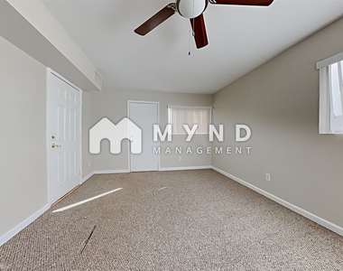 3001 W Mandalay Ln - Photo Thumbnail 15