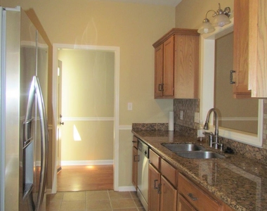 1480 Cedar Springs Circle - Photo Thumbnail 3