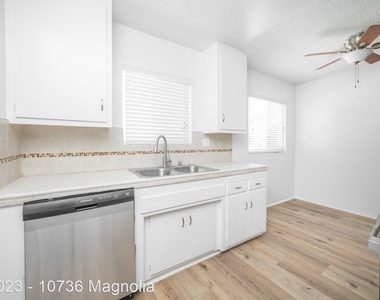 10736 Magnolia Blvd. - Photo Thumbnail 7