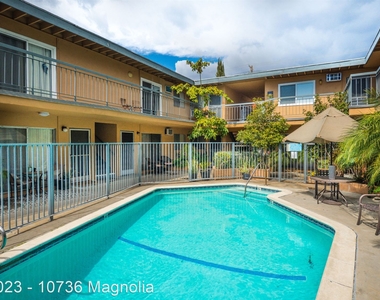 10736 Magnolia Blvd. - Photo Thumbnail 28