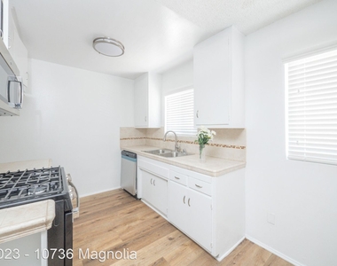 10736 Magnolia Blvd. - Photo Thumbnail 5